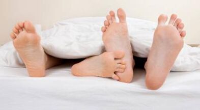 Descarga masculina cuando se emociona importante para las relaciones sexuales